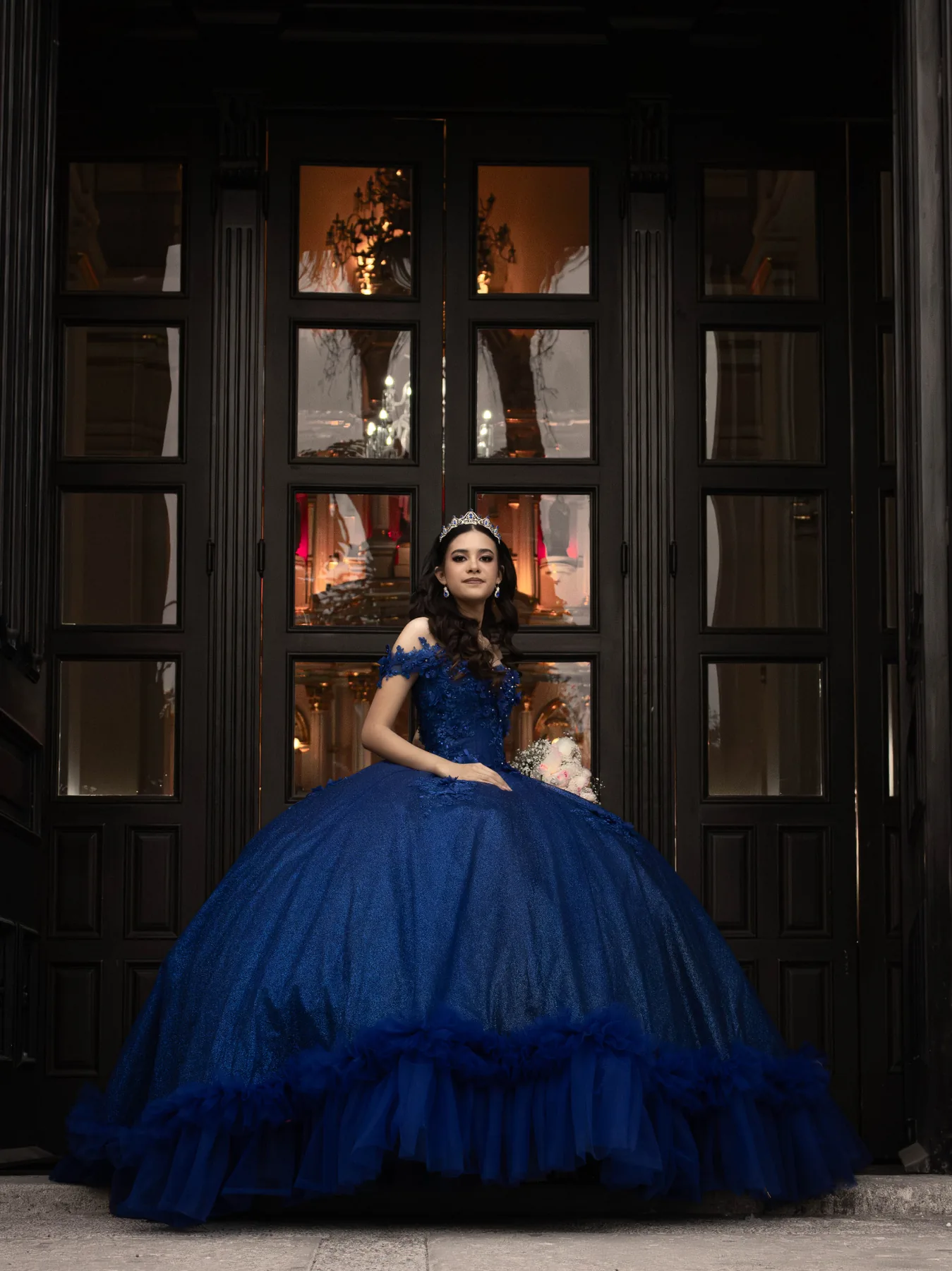 Retrato editorial de quinceañera por Carlos Reyna en Hermosillo, Sonora